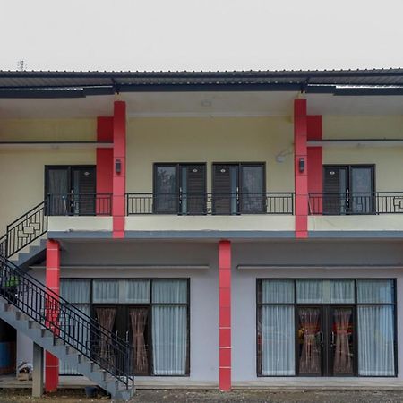 Reddoorz @ Gerbang Dieng Plateau Area Wonosobo Ngoại thất bức ảnh